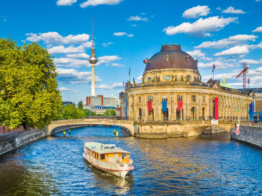 ベルリンでおすすめ観光スポット選 ドイツ連邦共和国の首都 東西ヨーロッパの接点 おすすめ旅行を探すならトラベルブック Travelbook