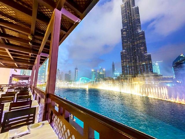 ドバイ バージュカリファのオプショナルツアー 現地ツアーを比較 格安予約 トラベルコ